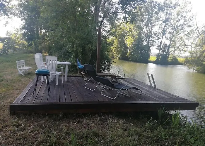 Ecurie Le Buguet * Saint-Antoine-Cumond